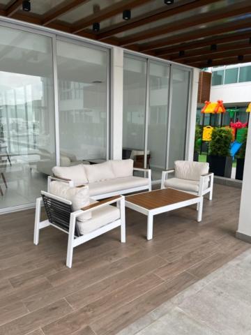 New Luxury Apartment With King - Size Bed Ceibos Guayaquil Exterior photo